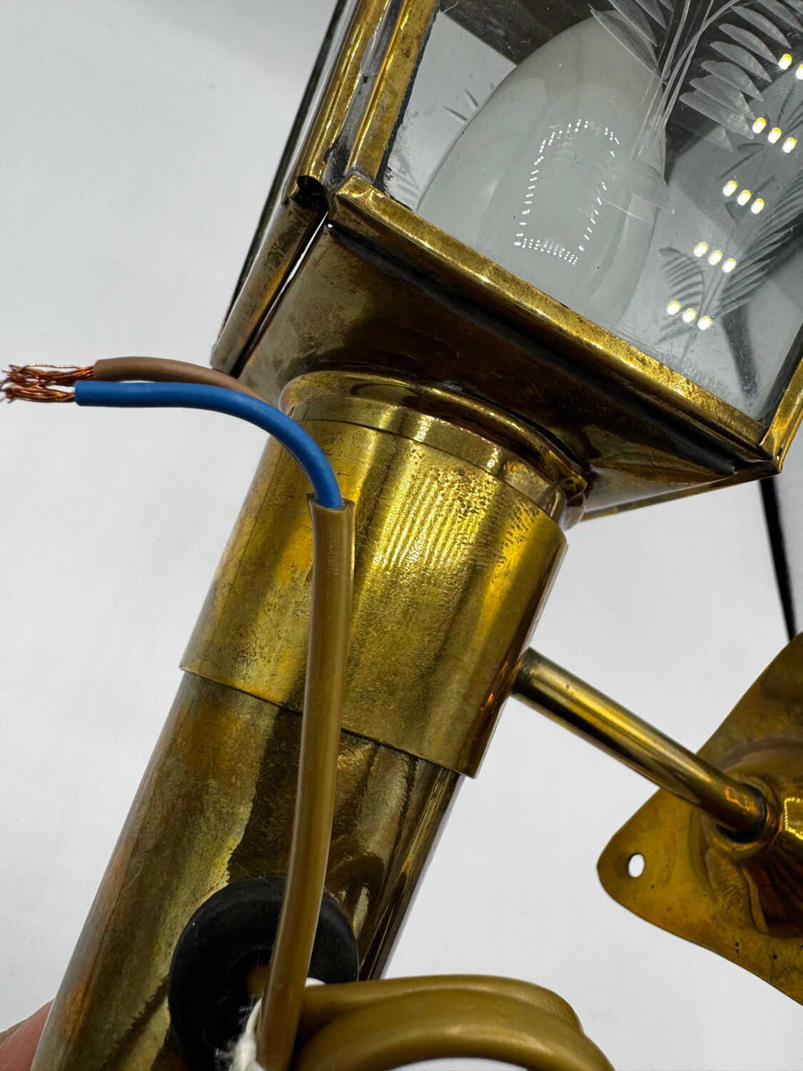 19th-century carriage lamp