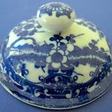 Japanese blue-white porcelain teapot