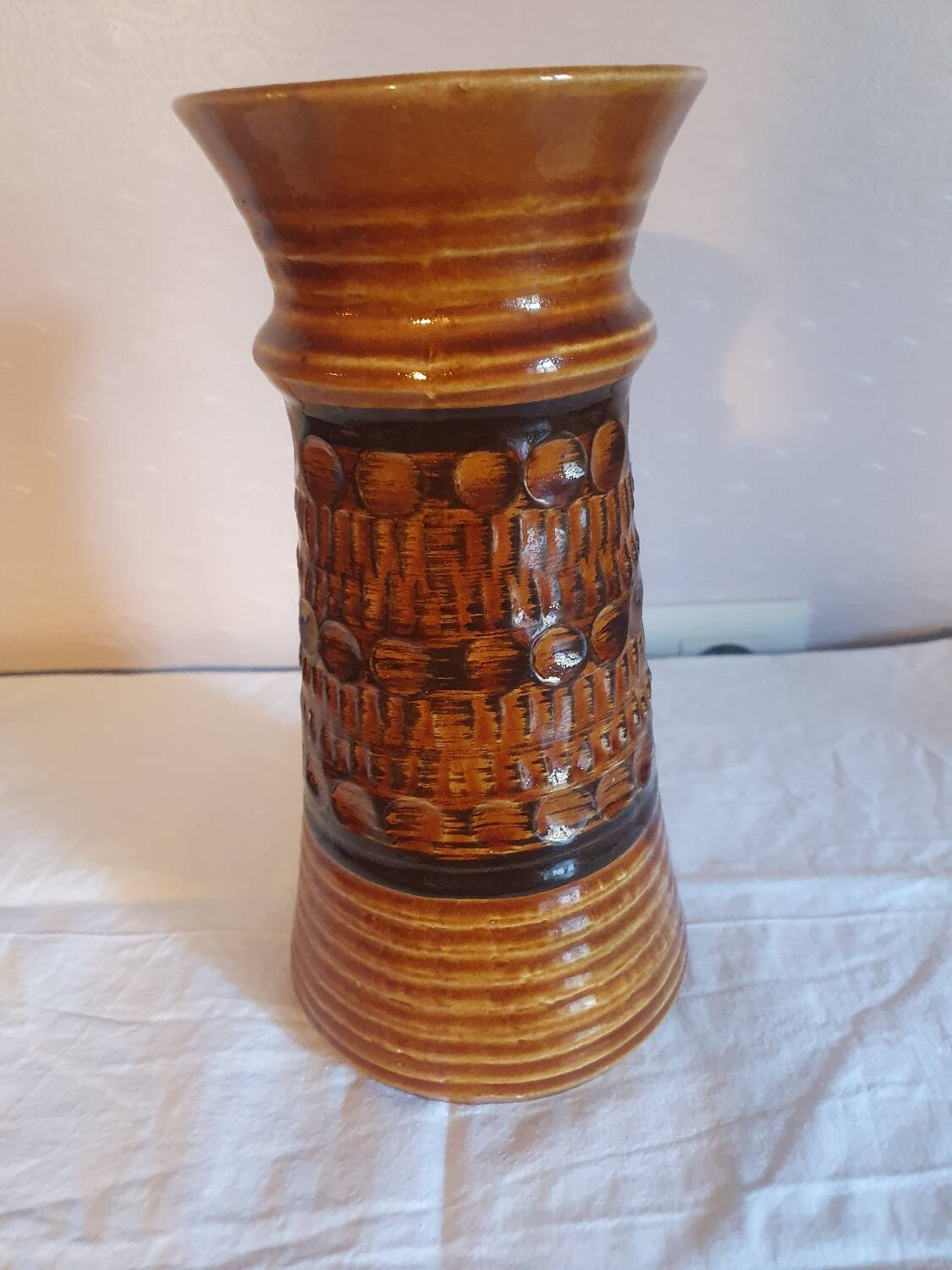 Vase w germany bay numbered 76 25 vintage 70's