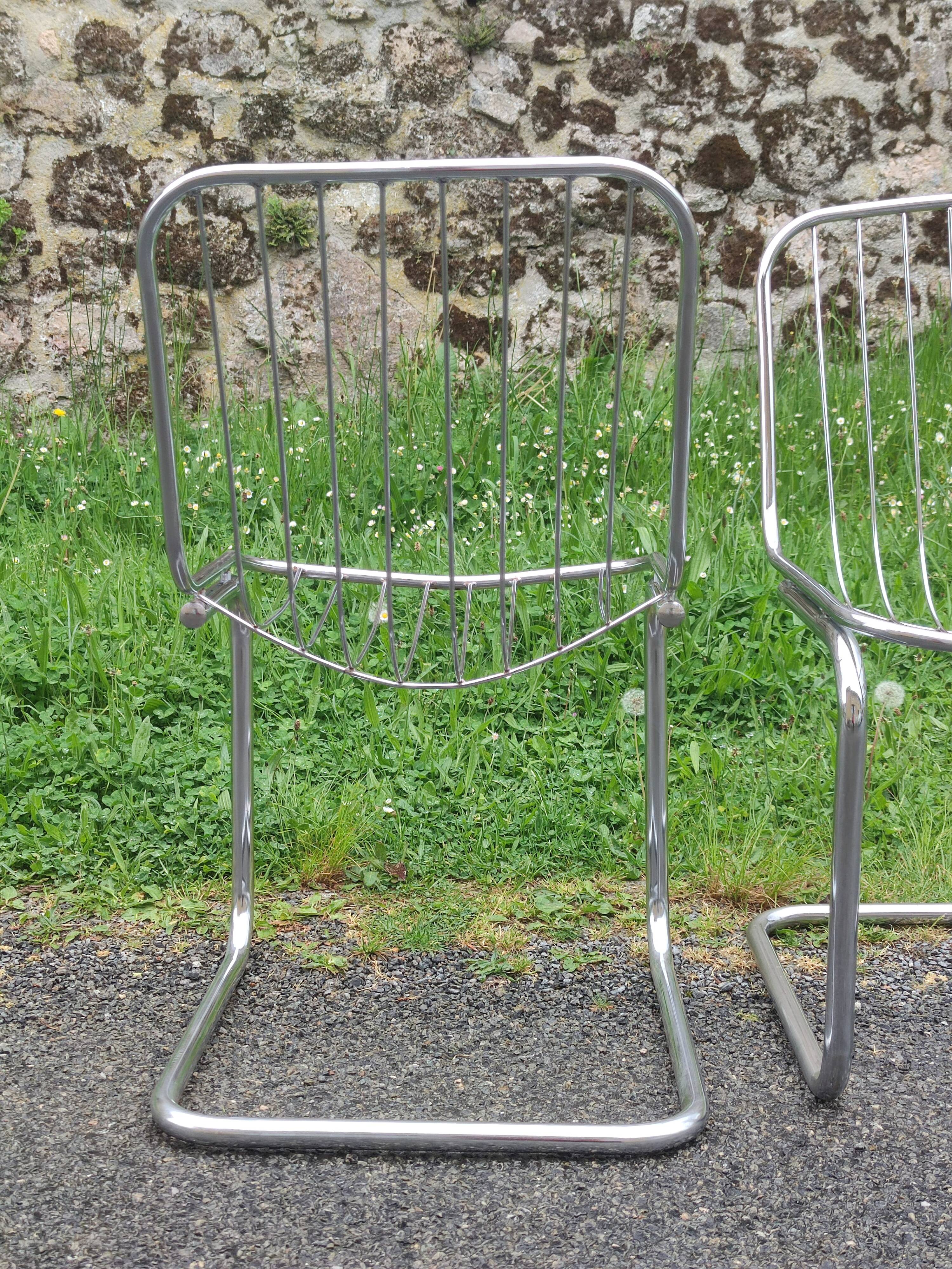 Pair of wired metal chairs 1970