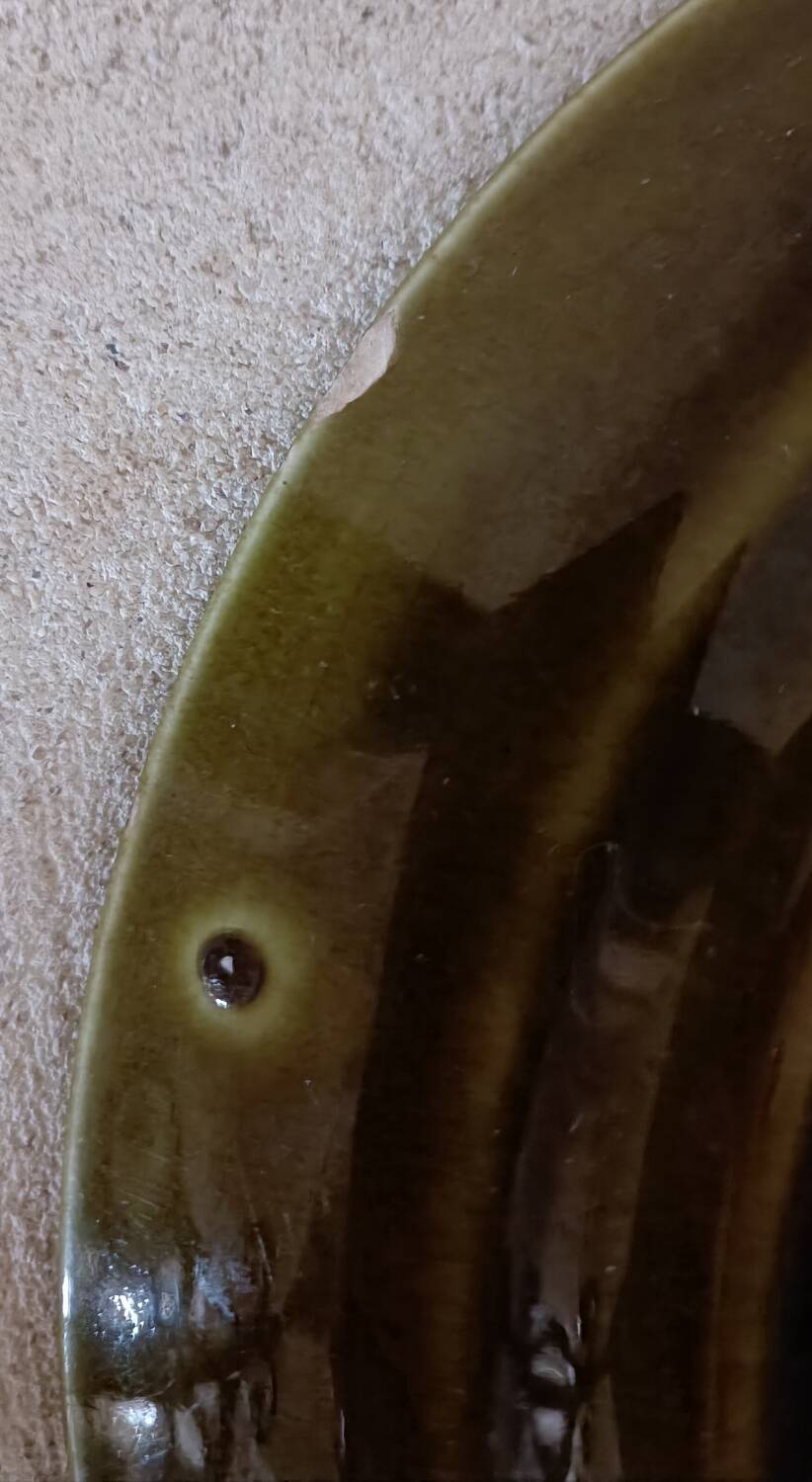 2 vintage Saint Amand plates