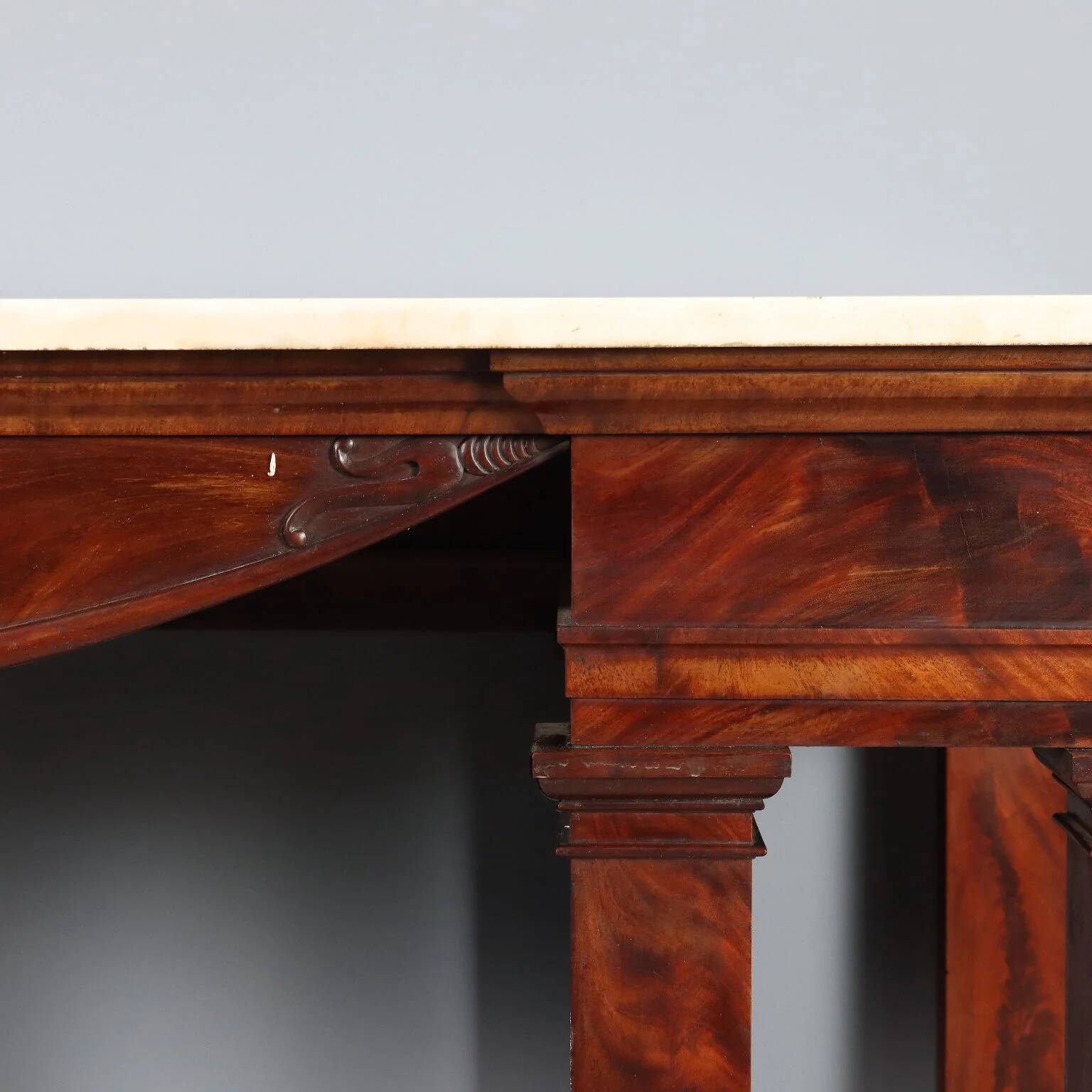 Empire console in mahogany and white marble, 19th century.