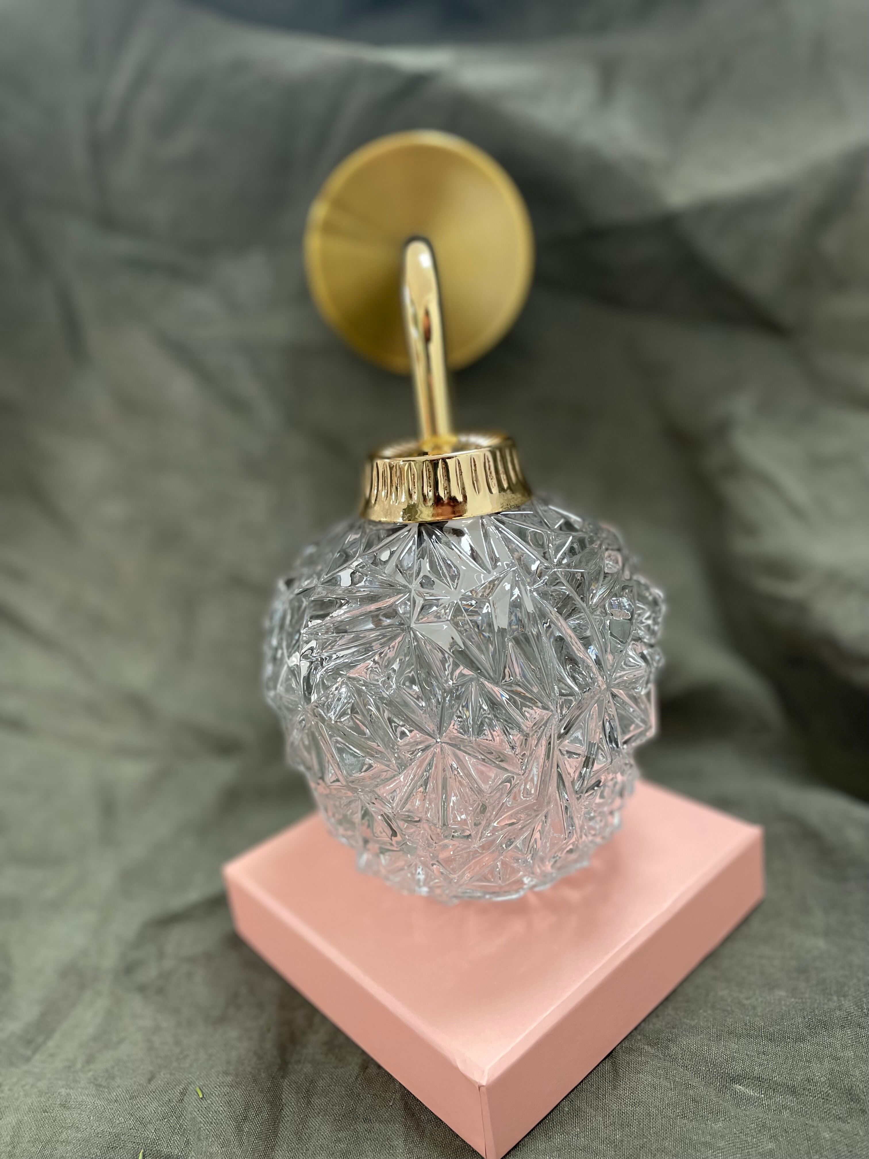 Vintage wall lamp - Transparent globe