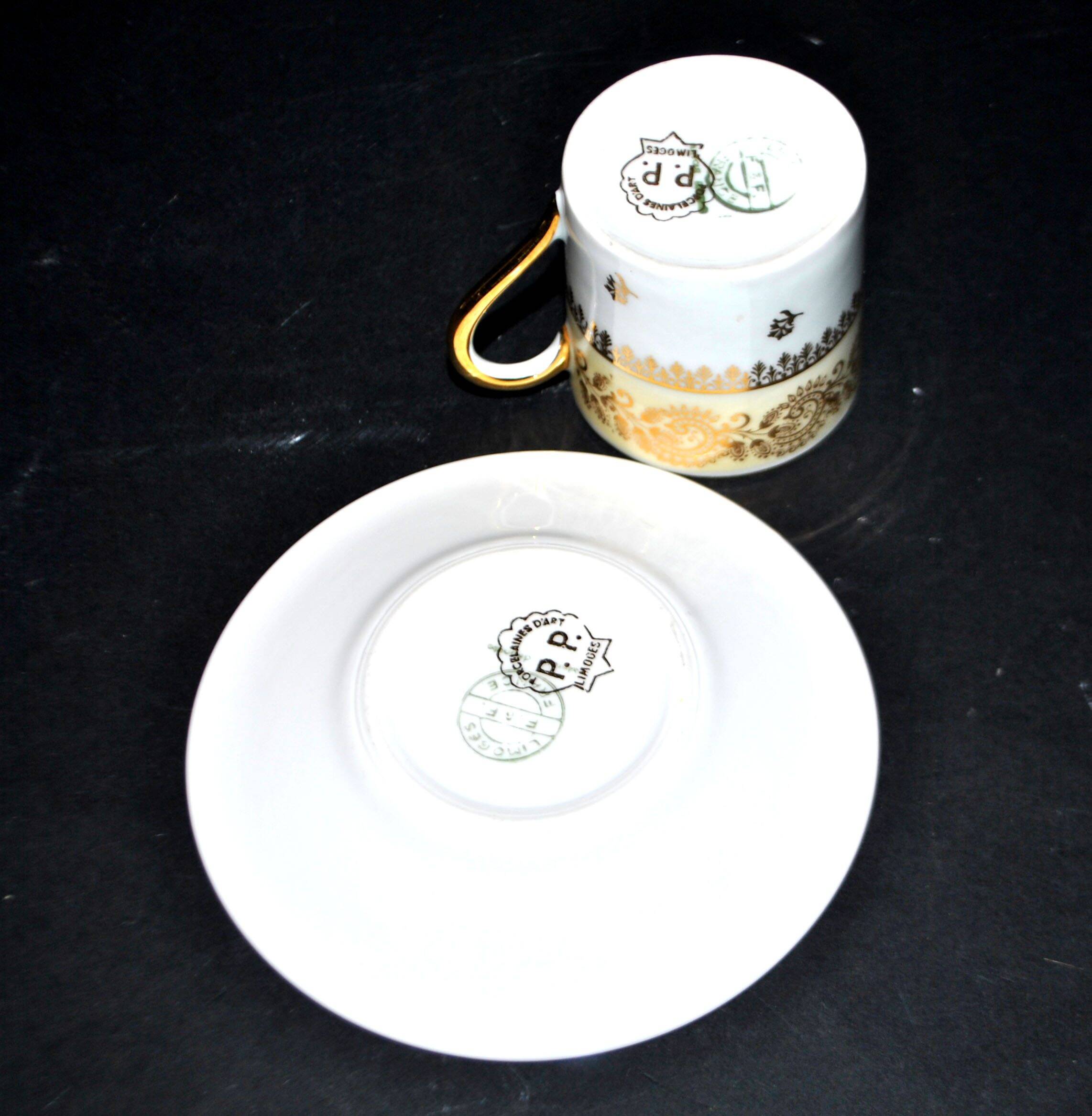 Limoges litre cup porcelain yellow and gold signed Porcelaine d’Art PP