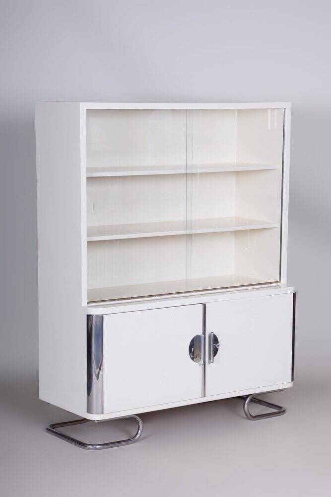 Bauhaus White Chrome-Plated Steel & Lacquered Wood Cabinet attributed to Vichr, 1930s