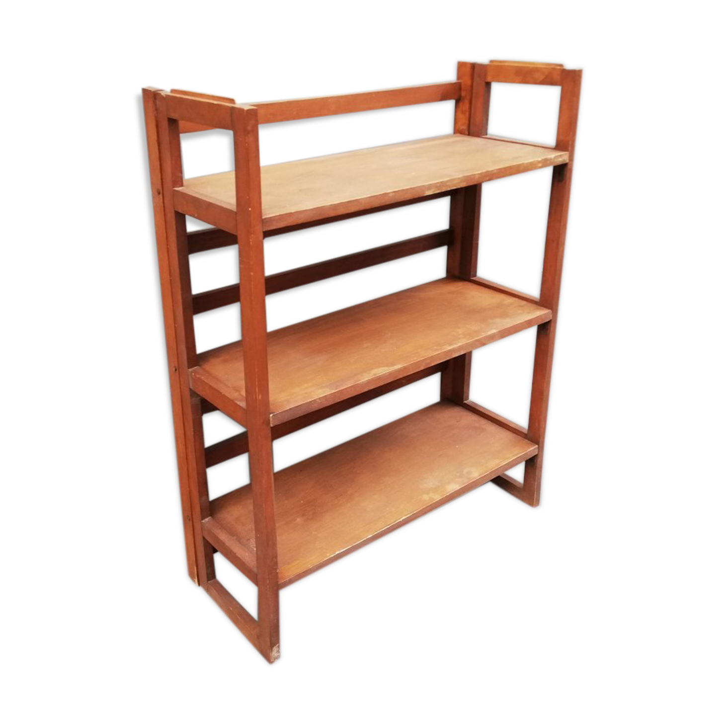 Foldable shelf
