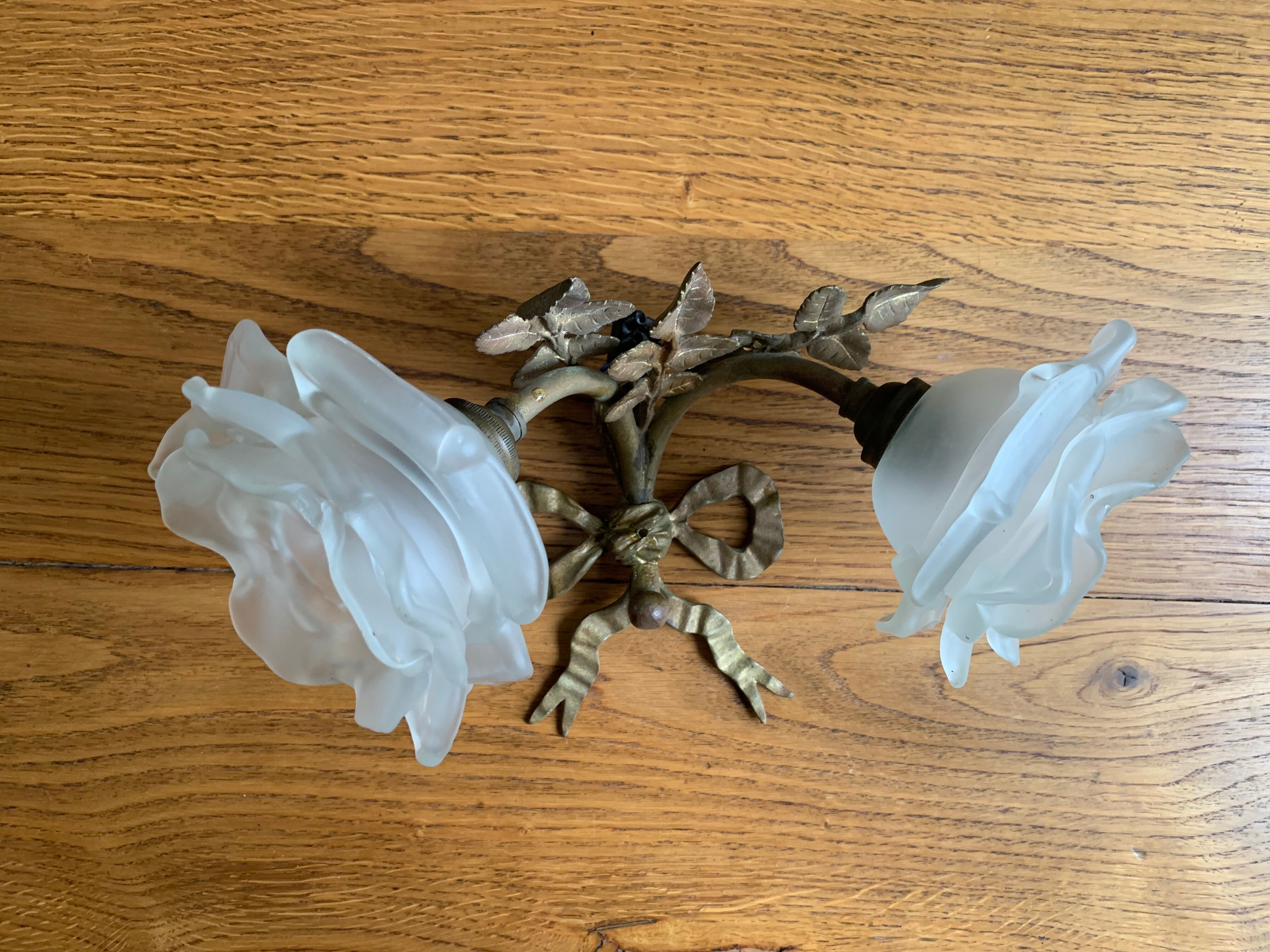 Set of 2 golden knot sconces