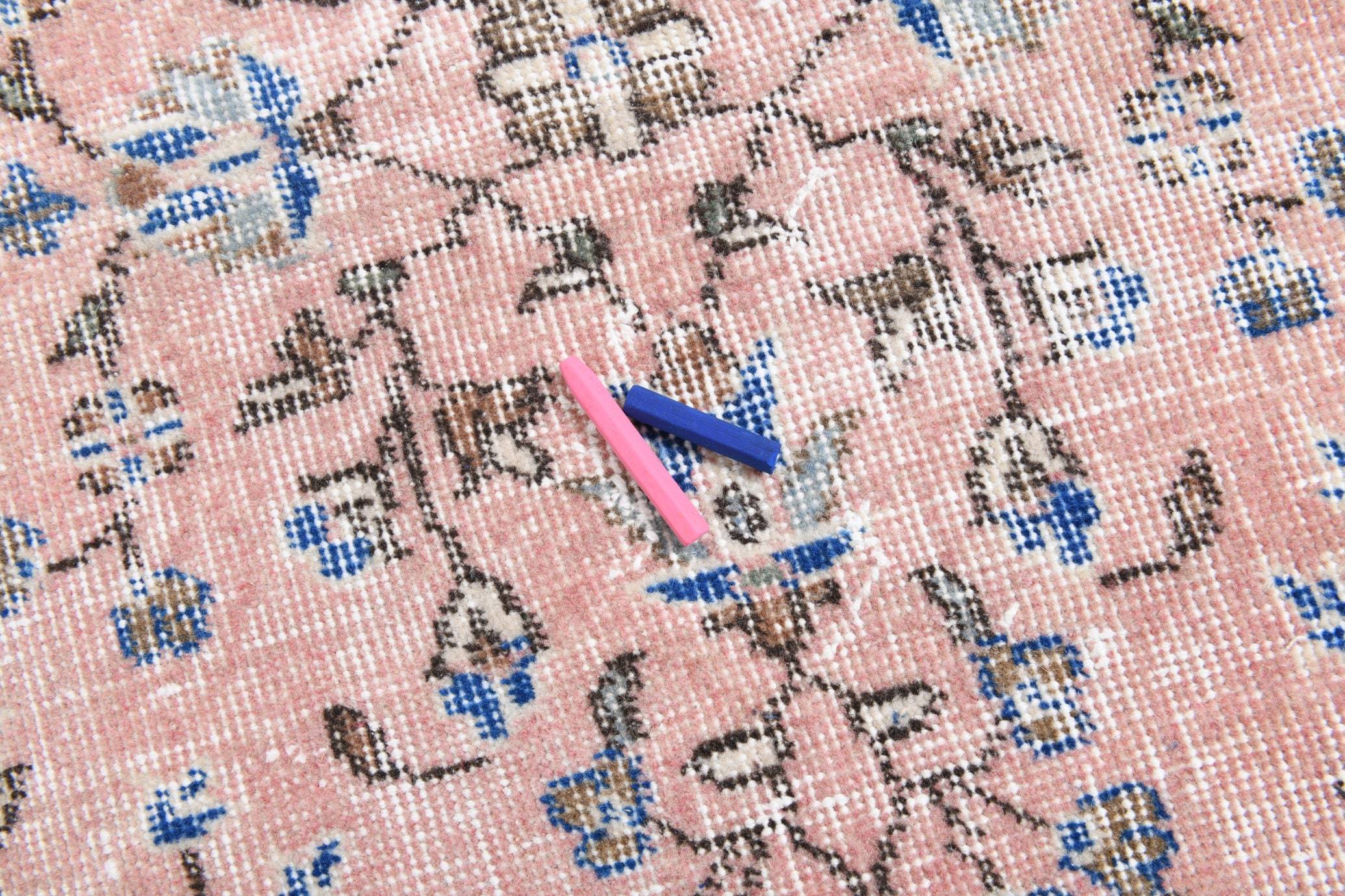 8' x 11' Pink Turkish Vintage Rug - 247x349 cm