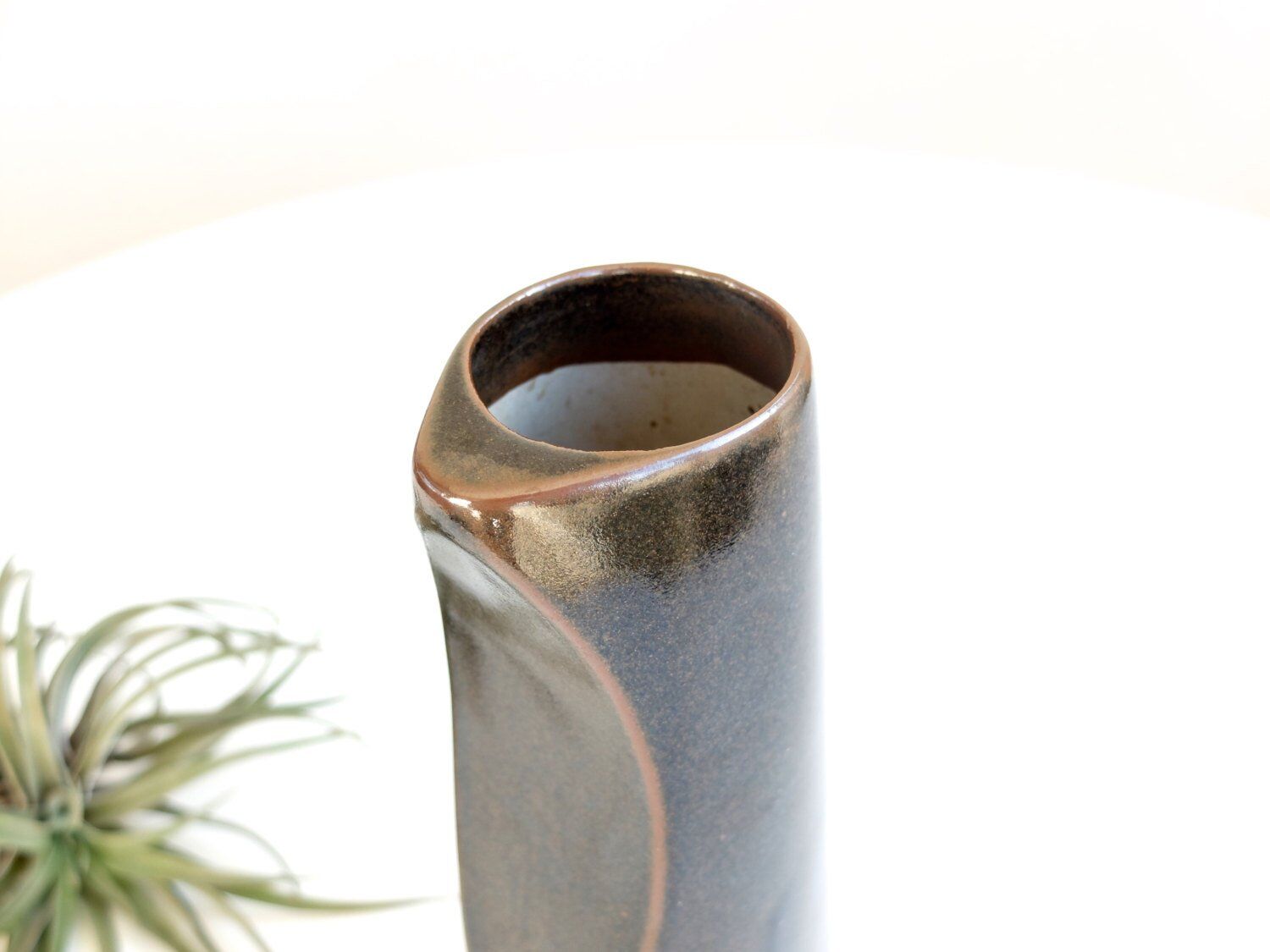 Vase en céramique marron irisée  années 70