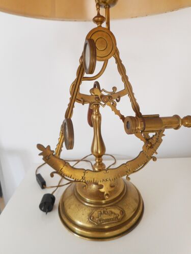 Lampe sextant de marine vintage en laiton