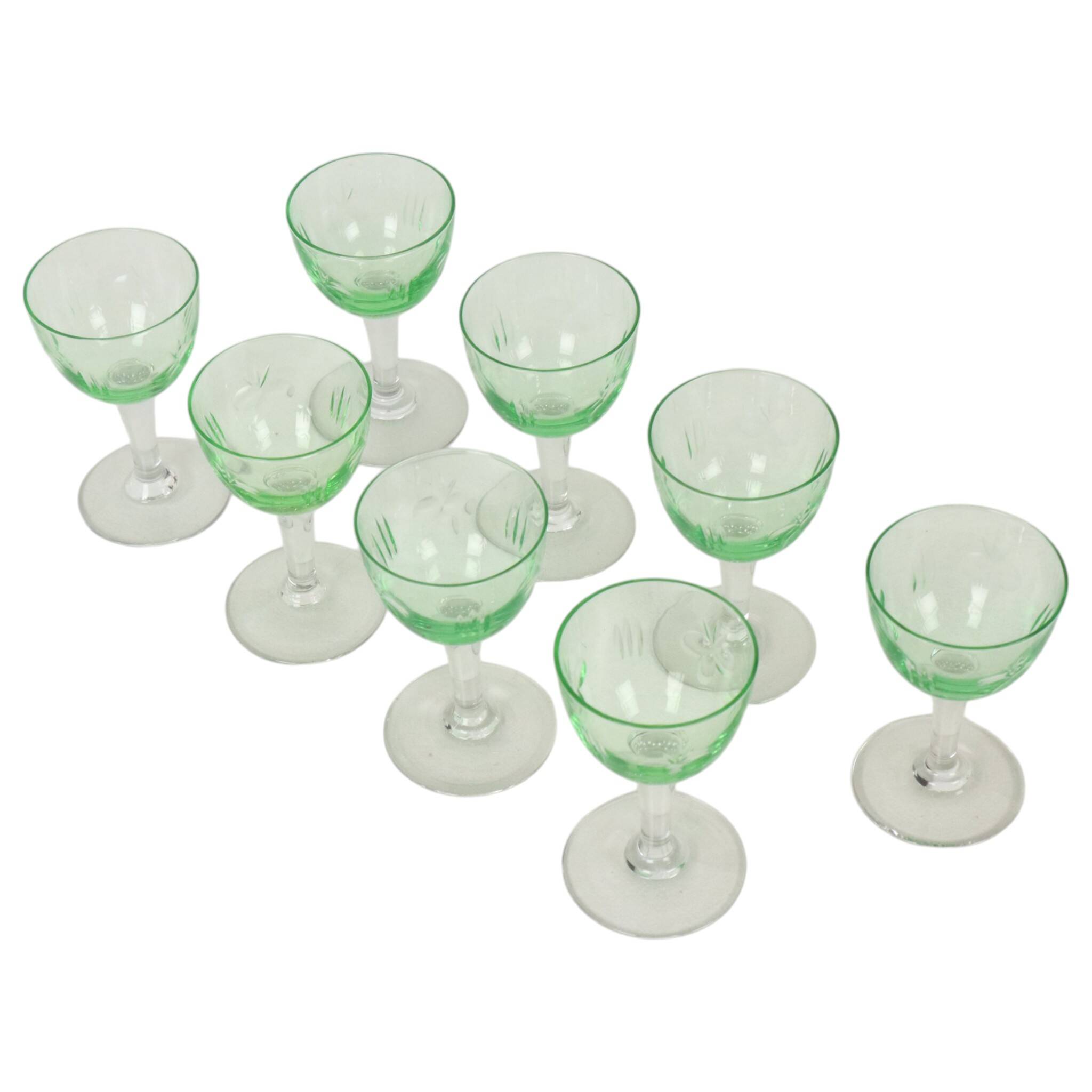 Set of 8 Val Saint Lambert Uranium Glass Aperitif Glasses