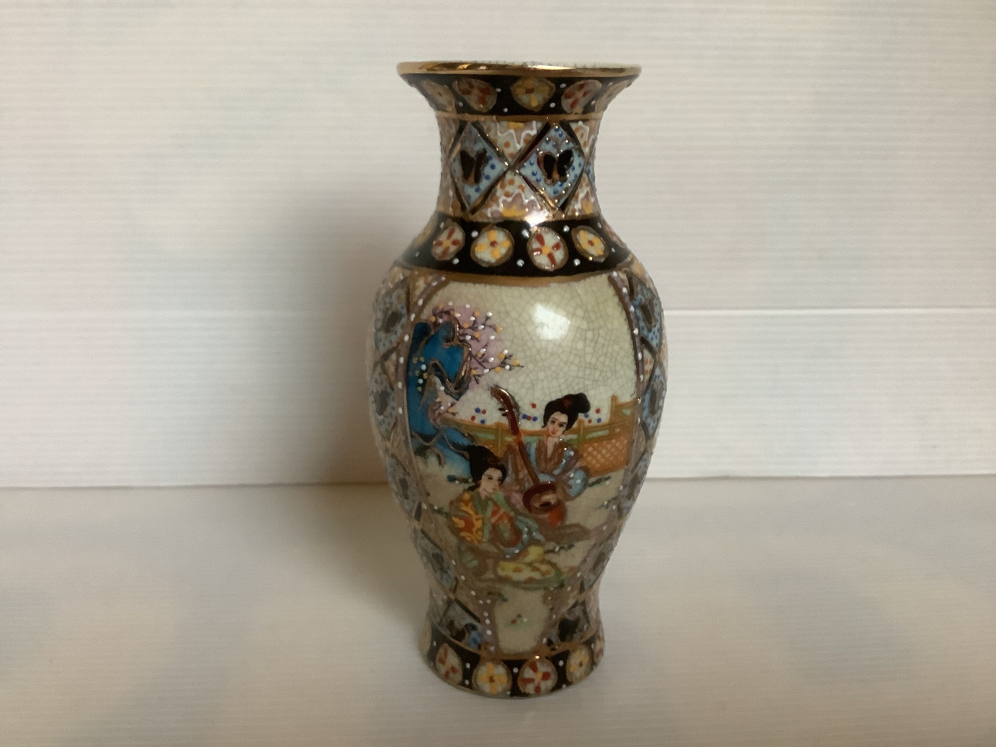 Chinese vase with relief painting