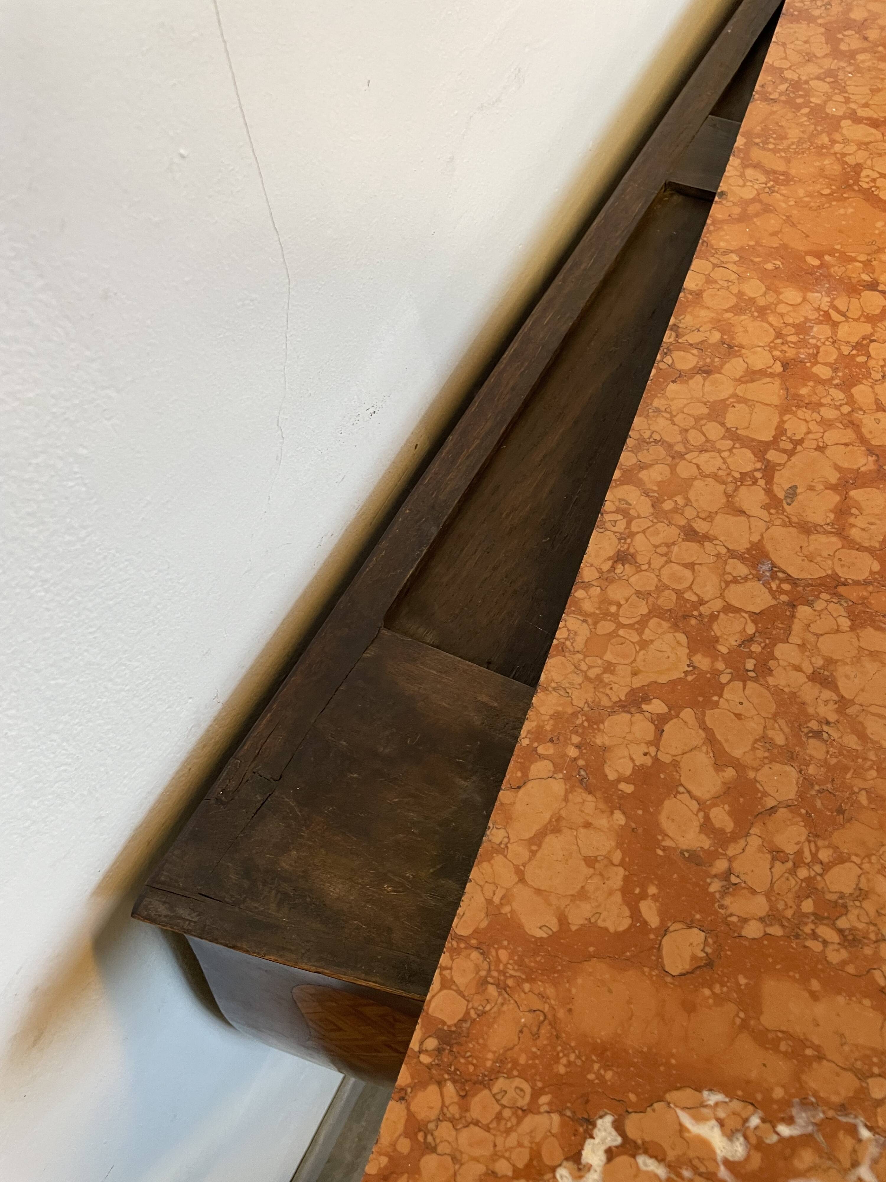 Louis XV chest of drawers in rosewood