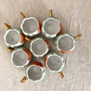 Tasses à liqueur calvados en barbotine, années 40