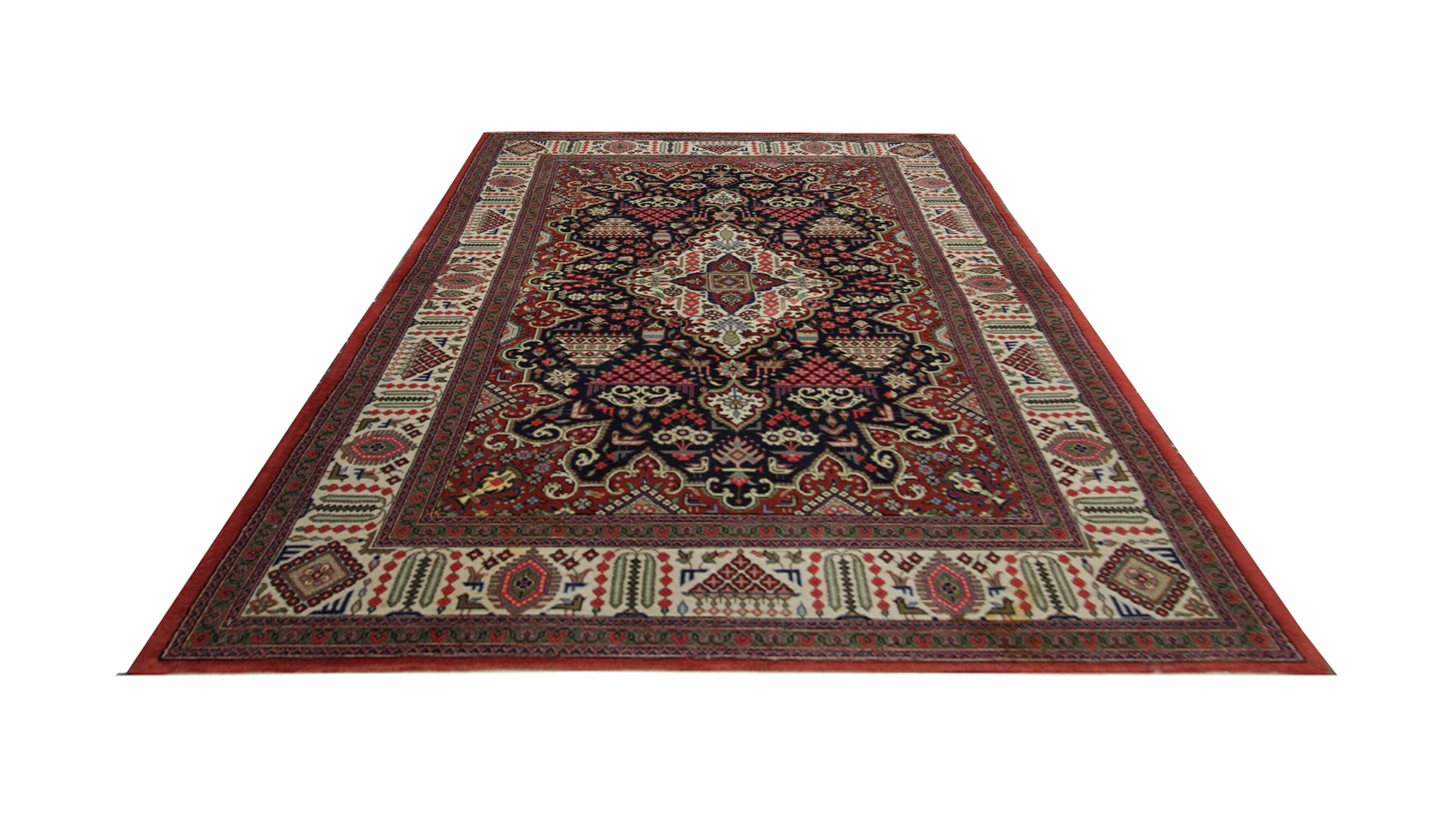 Traditional Persian Kashan Area Rug, Handwoven Oriental Carpet- 106x163cm