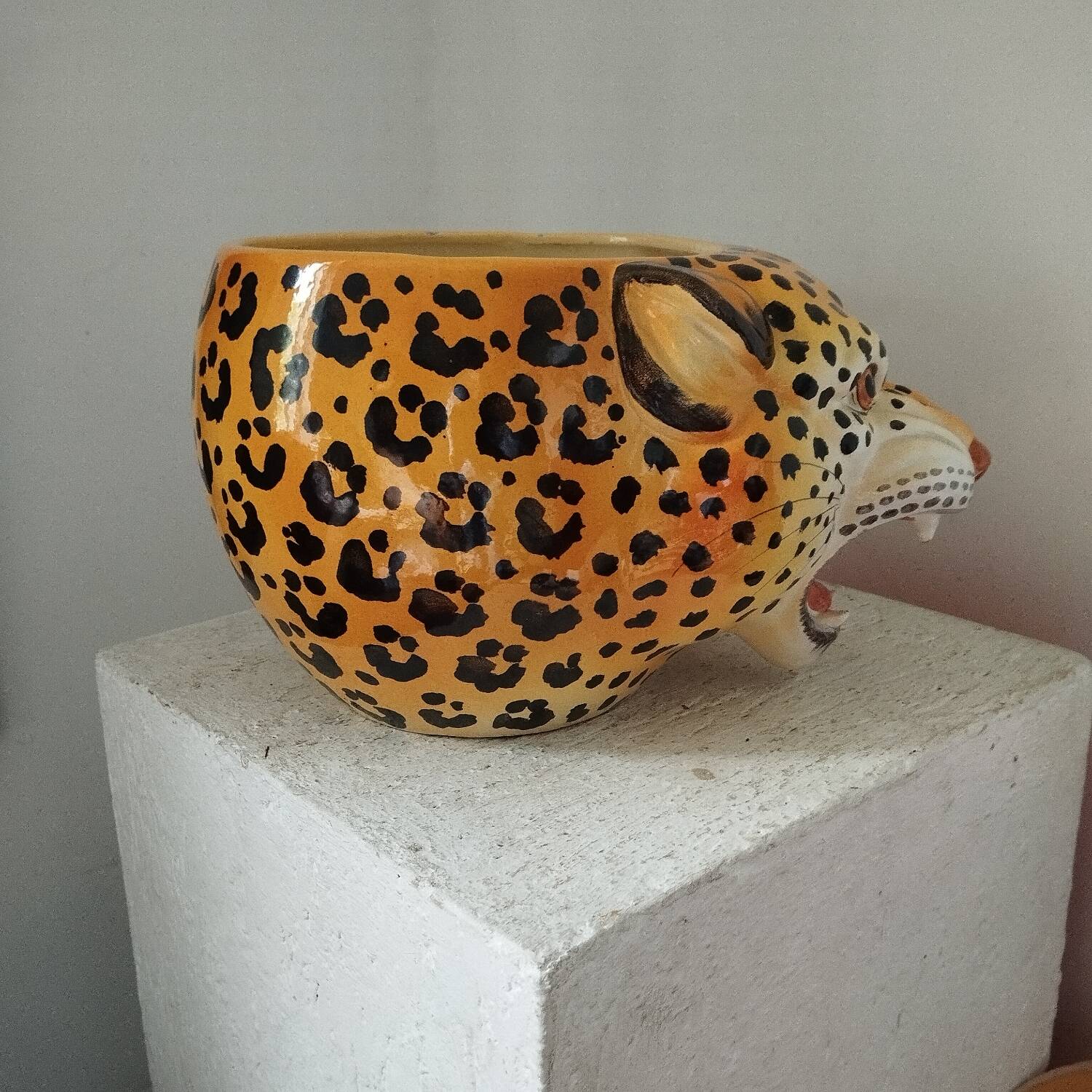 Tiger head ceramic planter