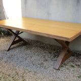 Table deux pieds pliants