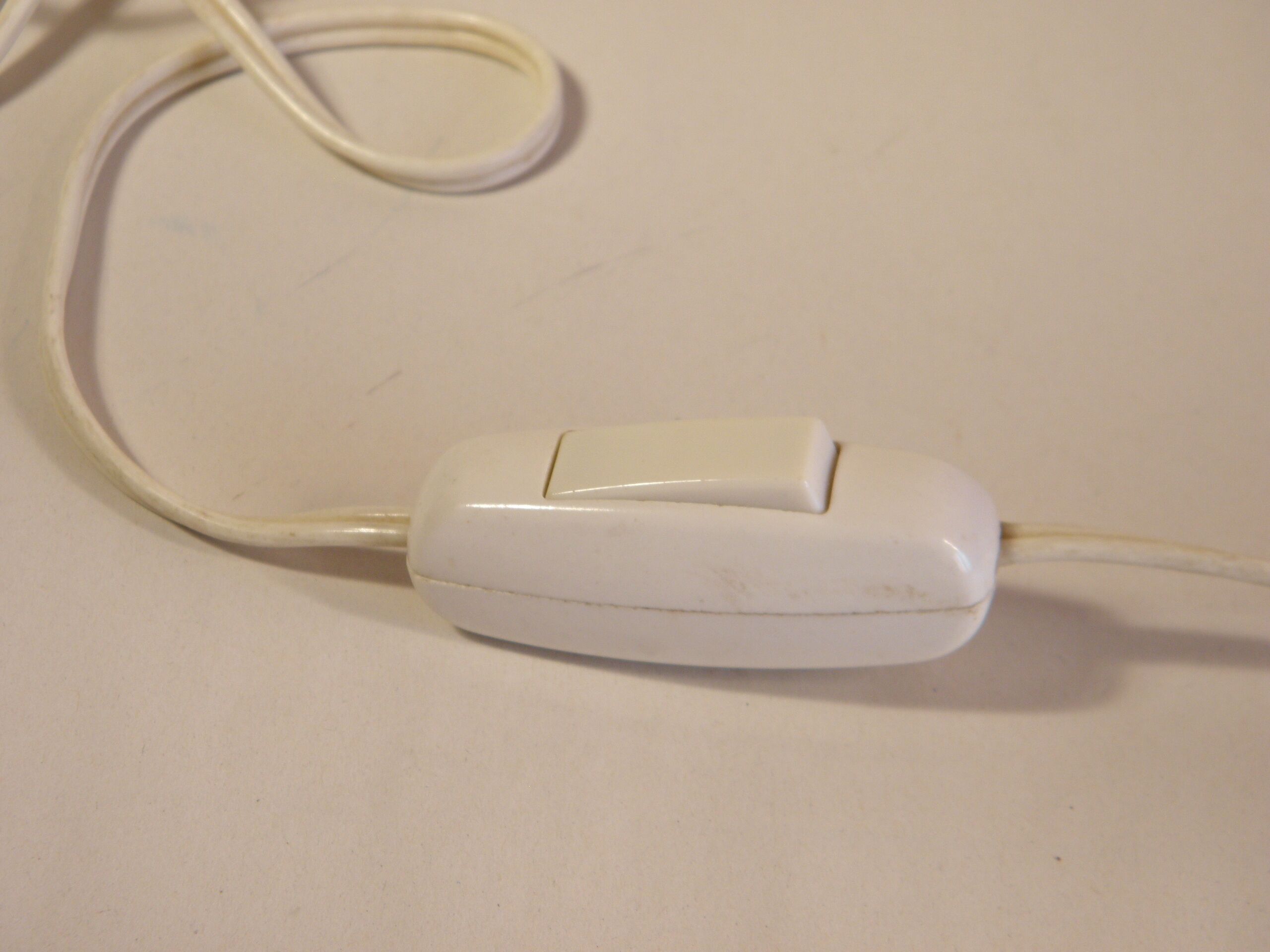 Brass and fabric table lamp