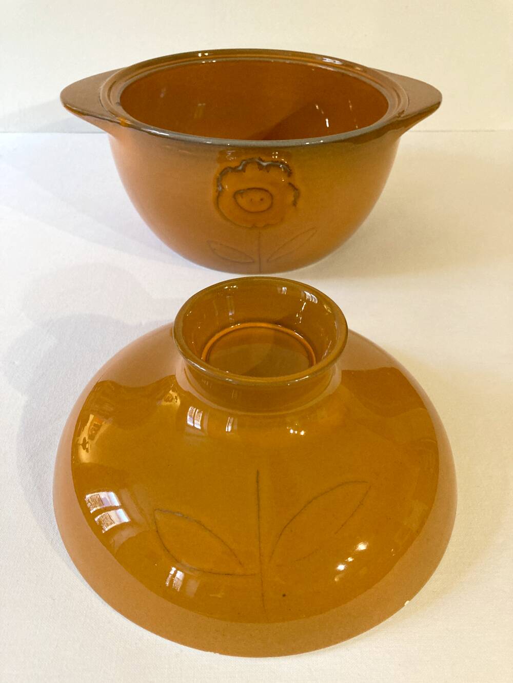 Niderviller earthenware tureen, Calut pattern