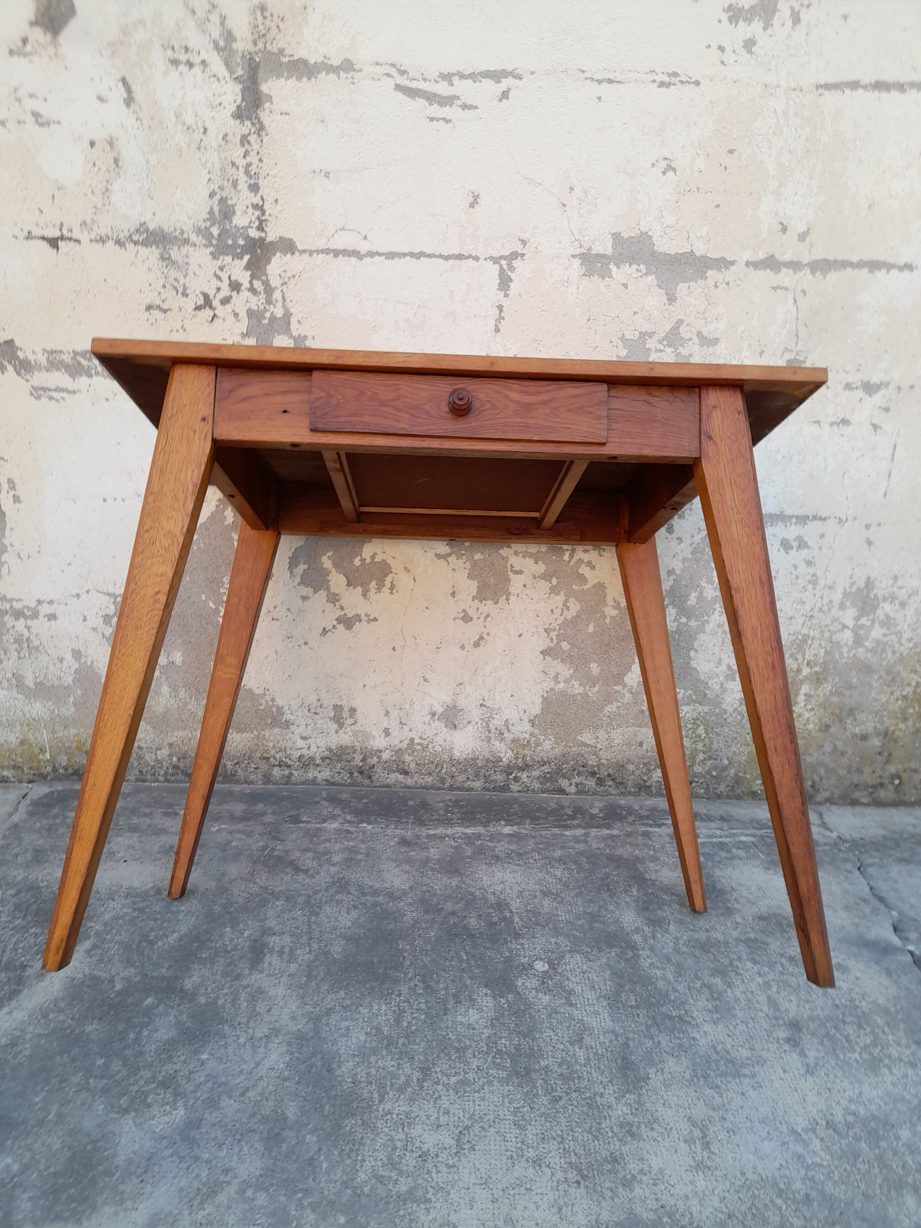 Vintage table year 50 -87cm