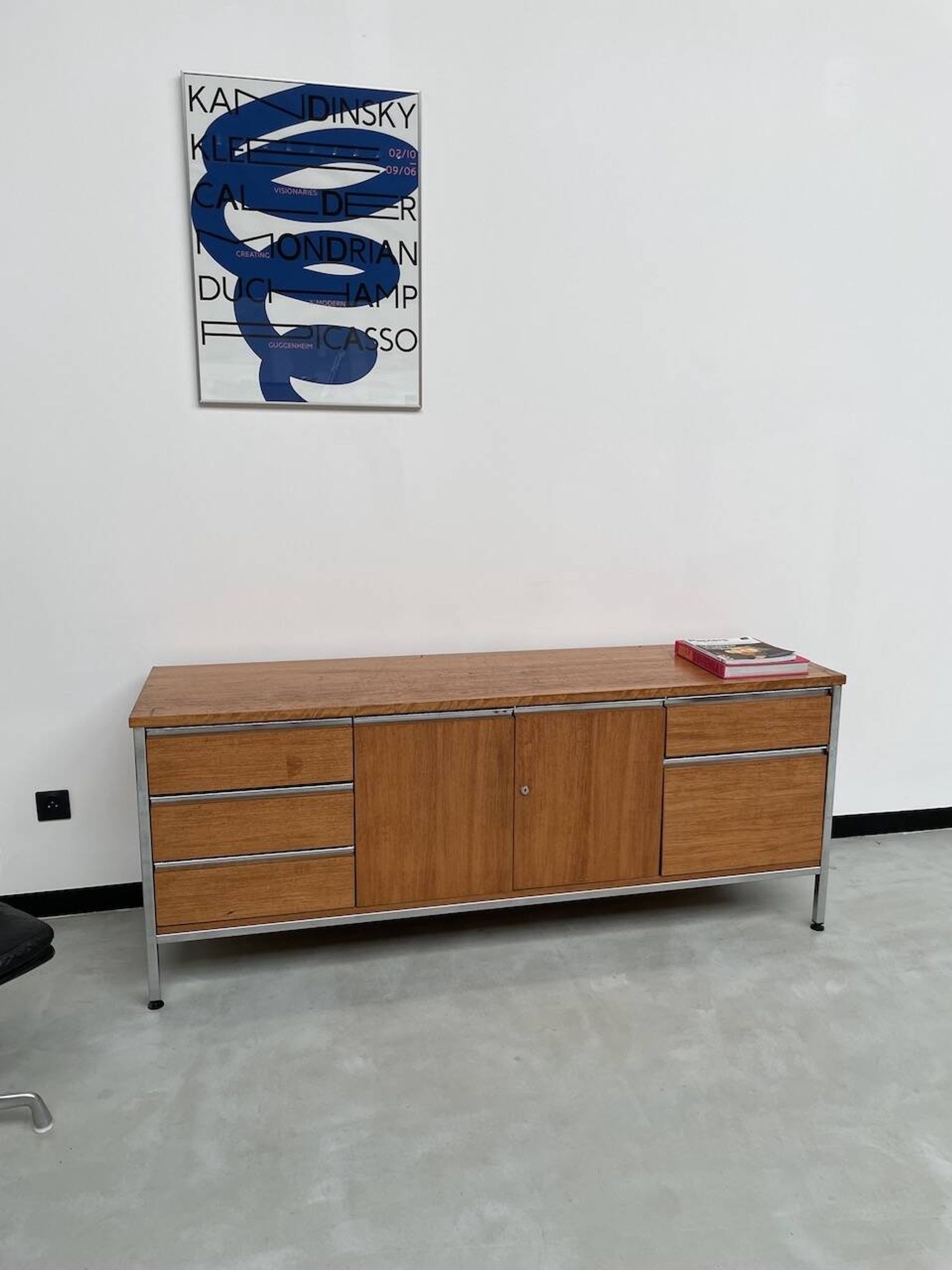 1960s modernist enfilade