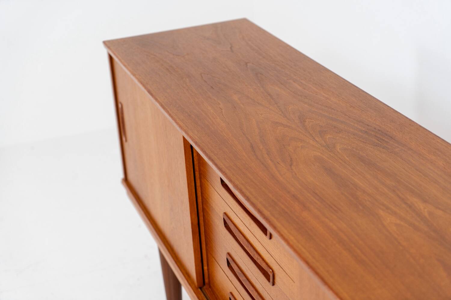 Teak Dinish sideboard, 1960s