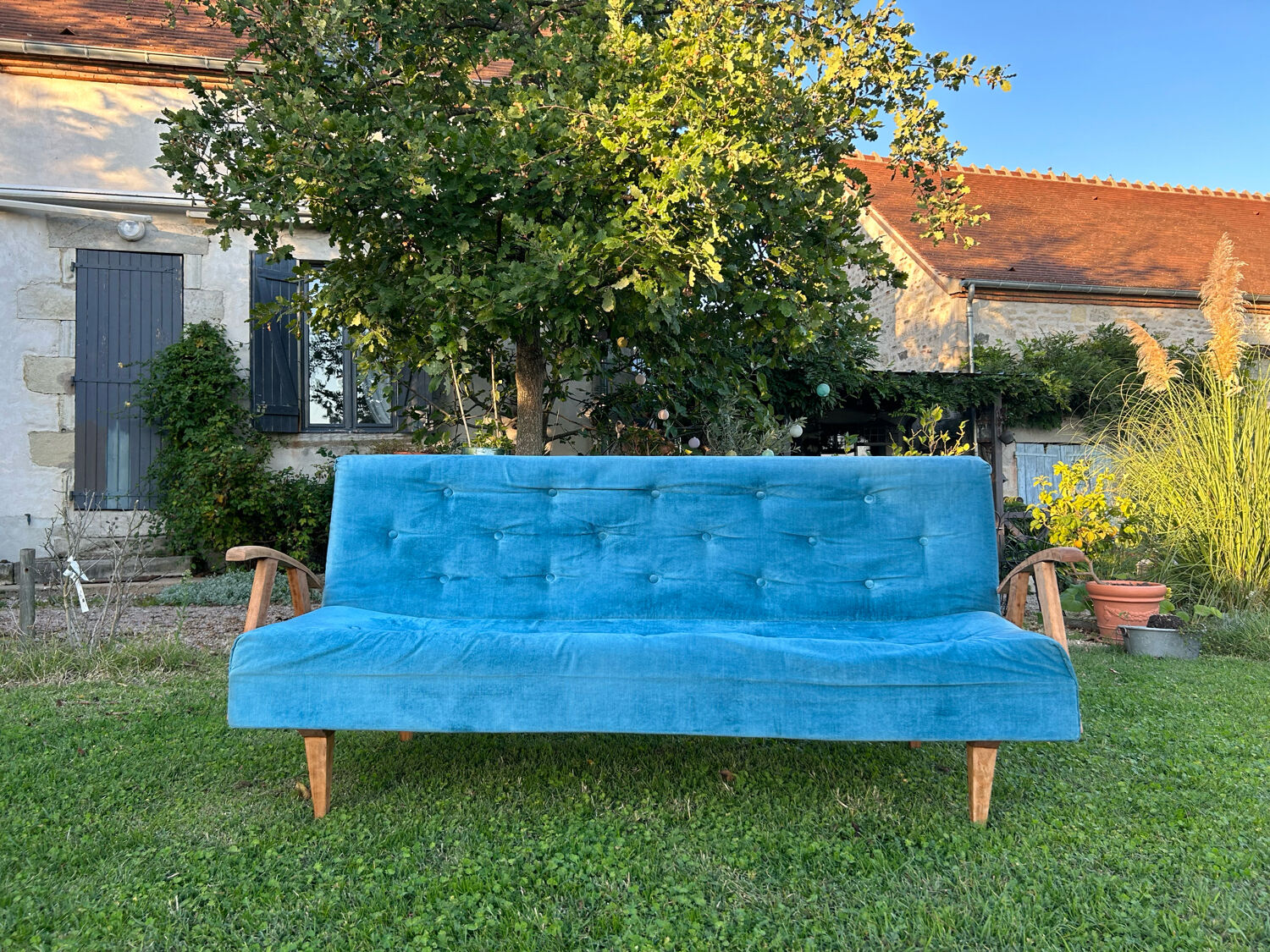 Scandinavian sofa bed touch velvet