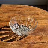 Small vintage Arcoroc Codec glass salad bowl with stylized petal patterns