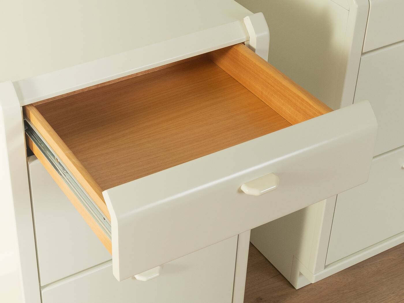 Commode postmoderne des années 1980 par hülsta (ensemble de 2)
