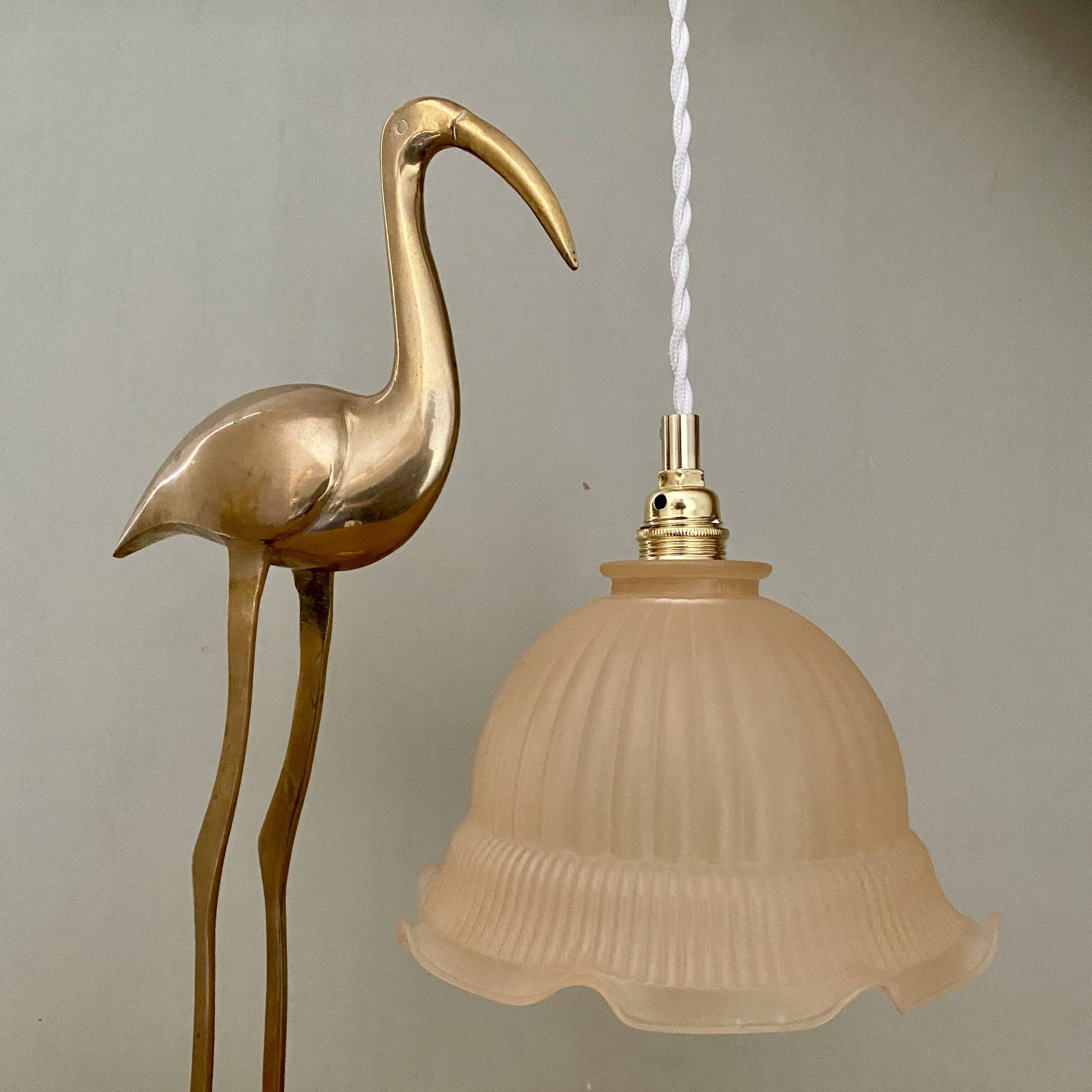 Suspension abat-jour vintage en verre dépoli rose