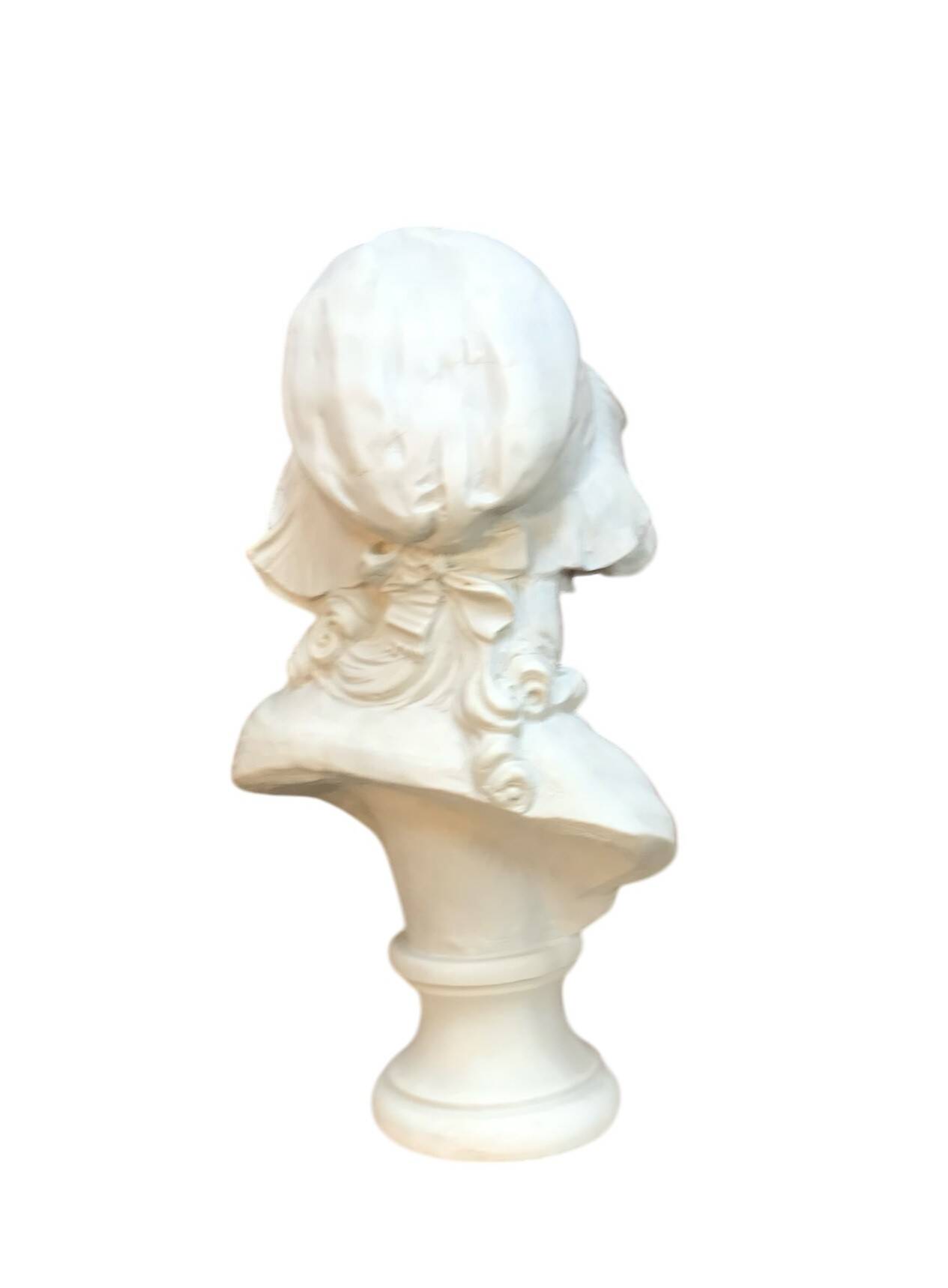 Bust of a young girl signed GRINAM NIAM Paris