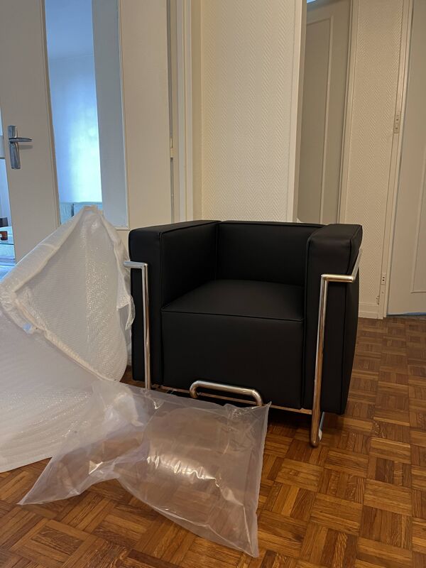 Fauteuil vintage inspiration Cassina Corbusier - The Masie