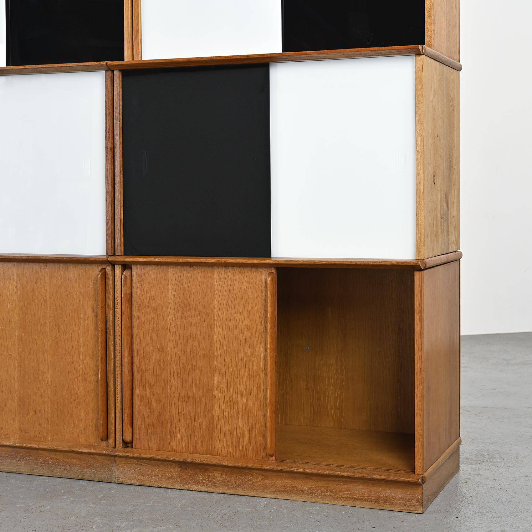 Oscar modular library, france circa 1955