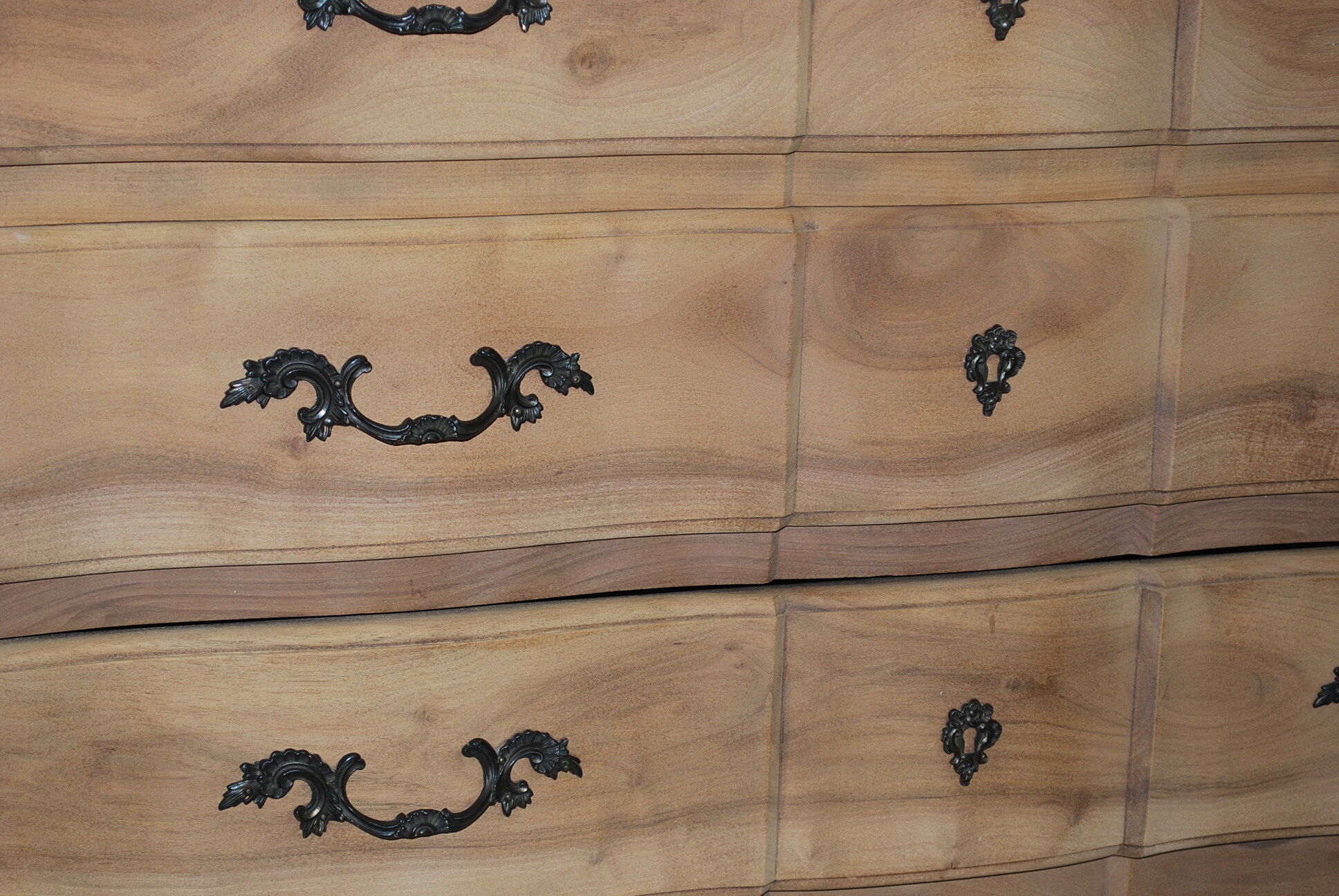 Chest of drawers Louis XV style raw wood