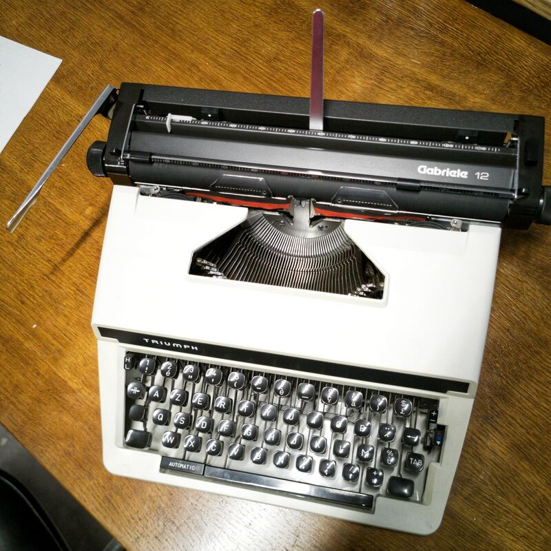 Machine à écrire Triumph Adler - Gabriele 12 | Selency