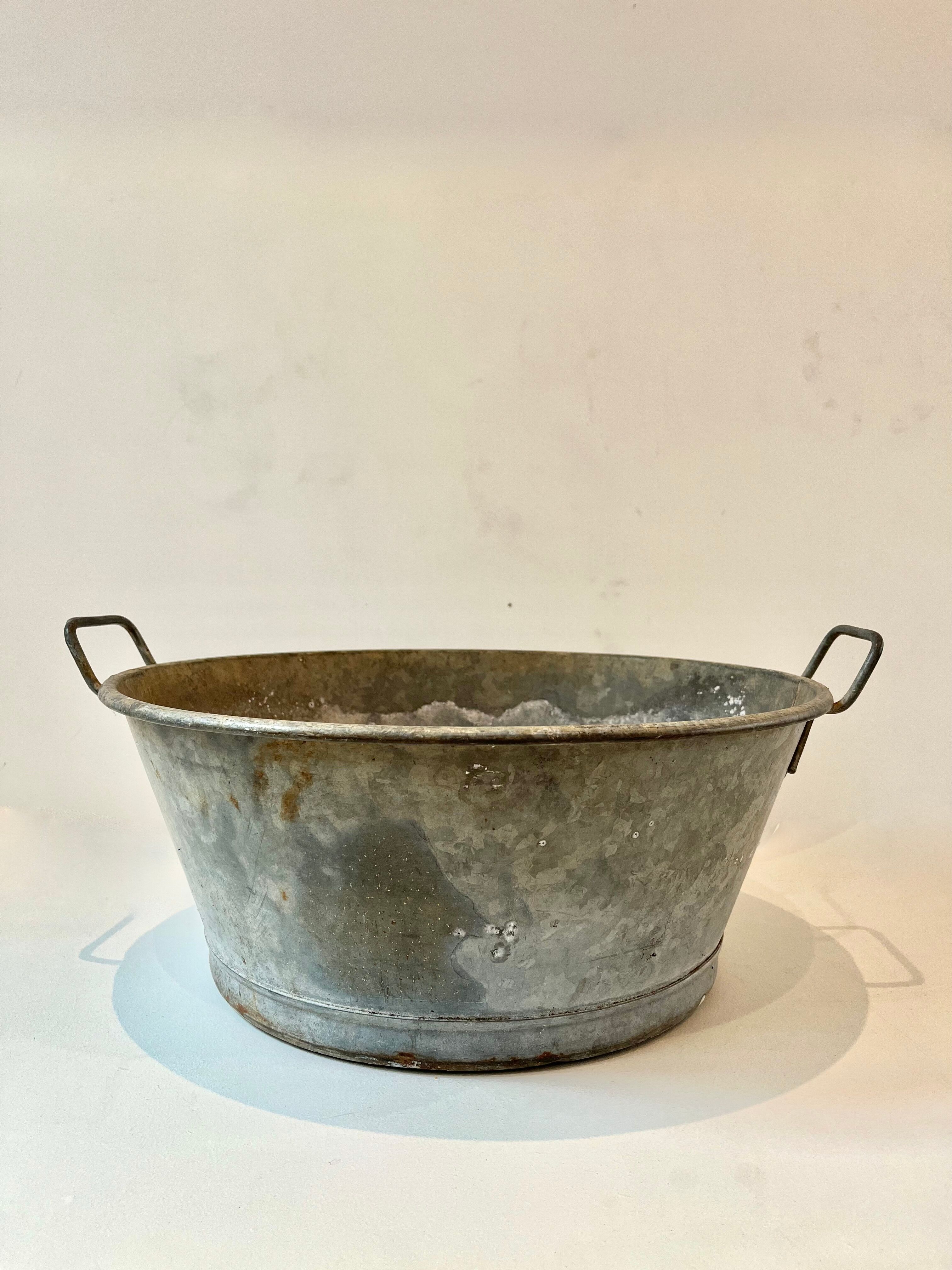 Vintage zinc basin
