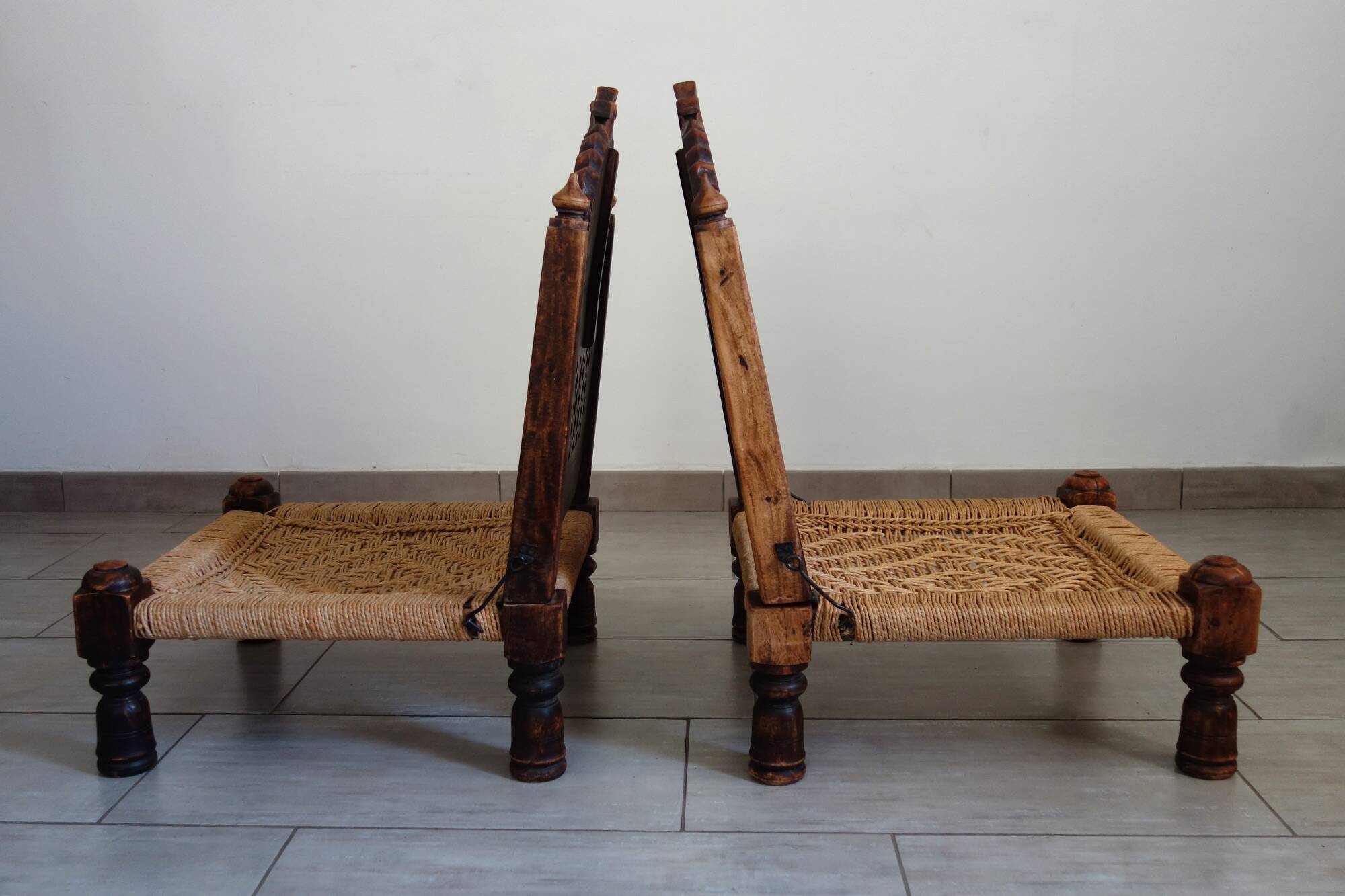 2 chaises traditionnelles Pida, Inde, années 50/60