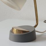 Lampes de chevet vintage milieu du siècle, lampes de table en verre opale et laiton.