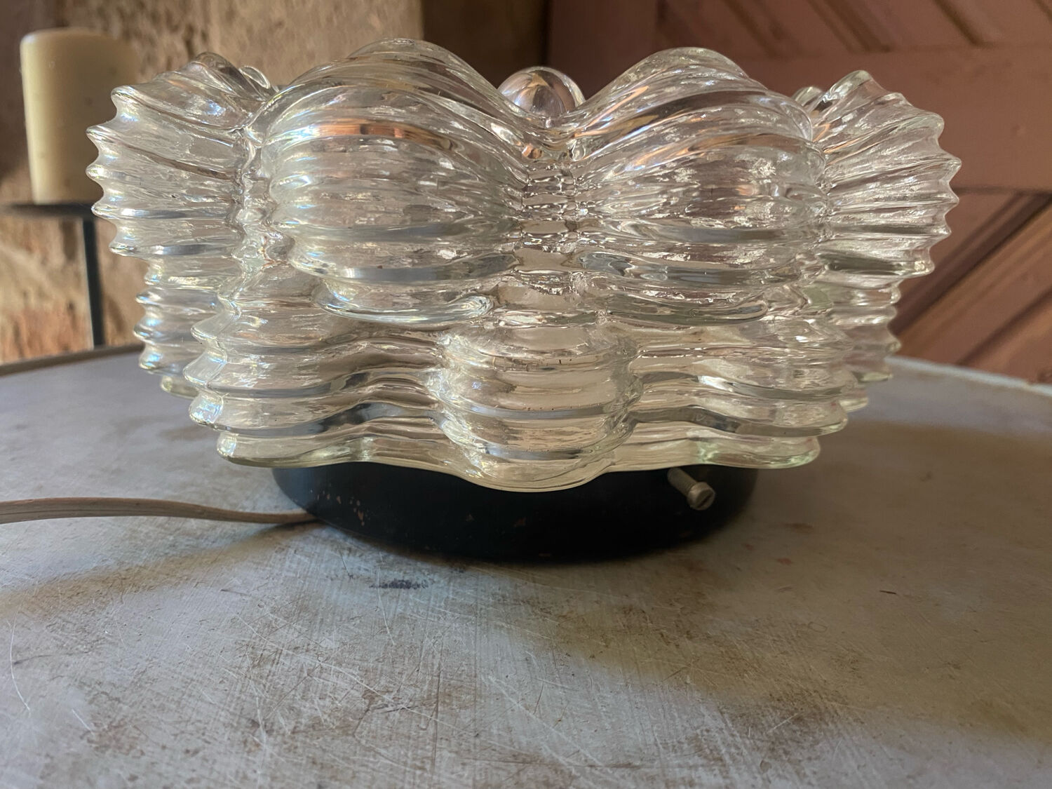 Ceiling light fixture in glass by Helena Tynell circa 1960.