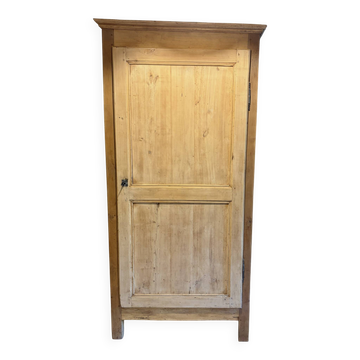 Raw wood bonnetière