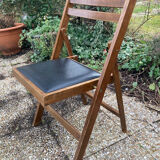 Set of 4 vintage folding chairs
