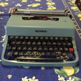 Olivetti typewriter, model Lettera 32