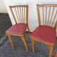 Lot de 5 chaises baumann en hêtre et simili cuir rouge 1950