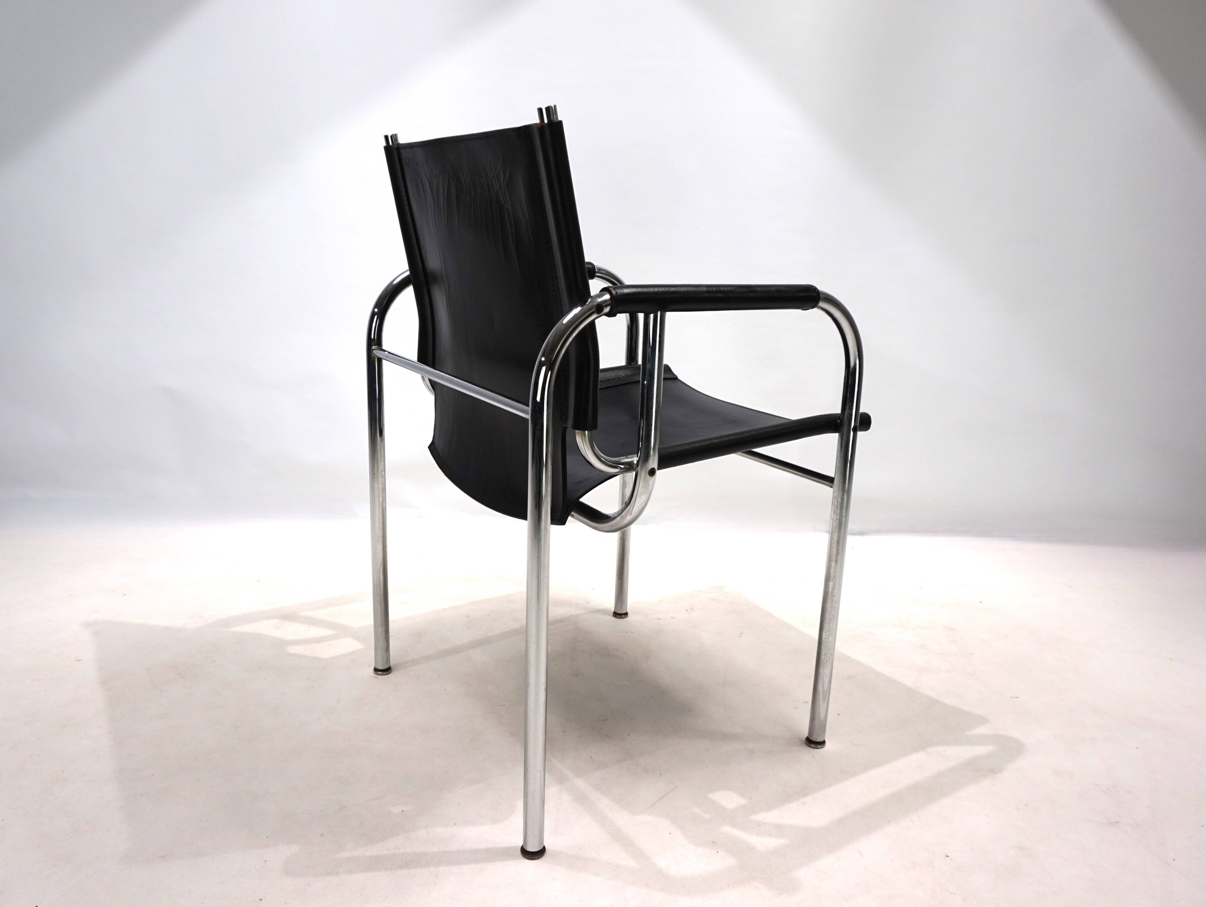 Strässle HE leather lounge chair by Hans Eichenberger
