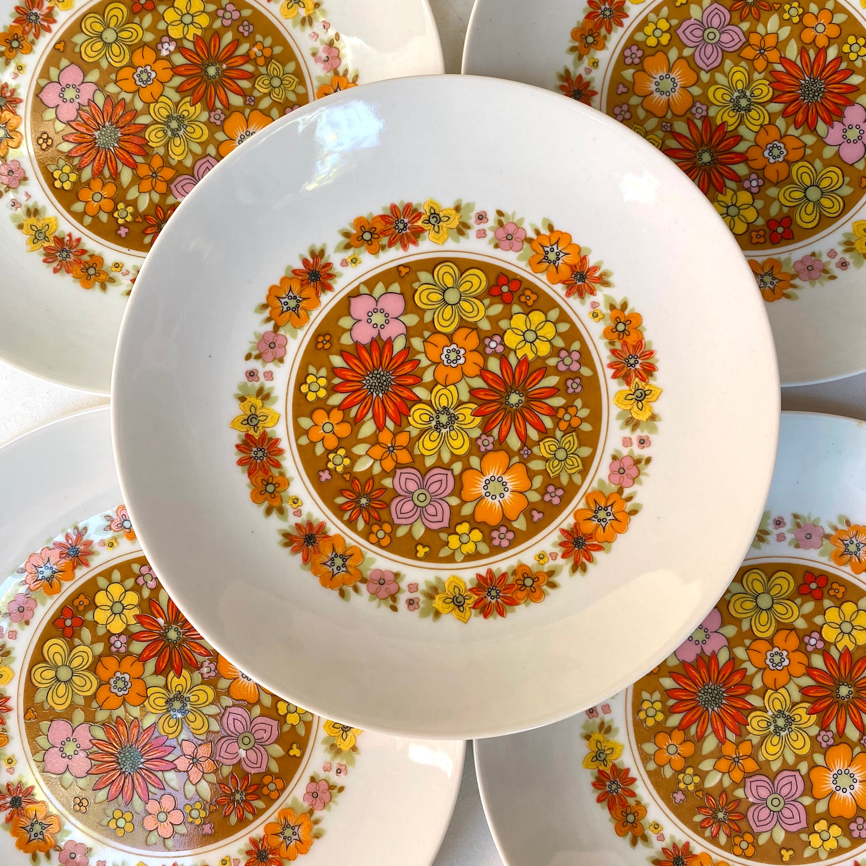 Vintage dessert plates made of bavaria Germany porcelain