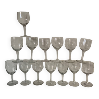 Verres à pied anciens