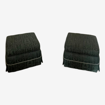 Paires de poufs