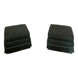 Paires de poufs