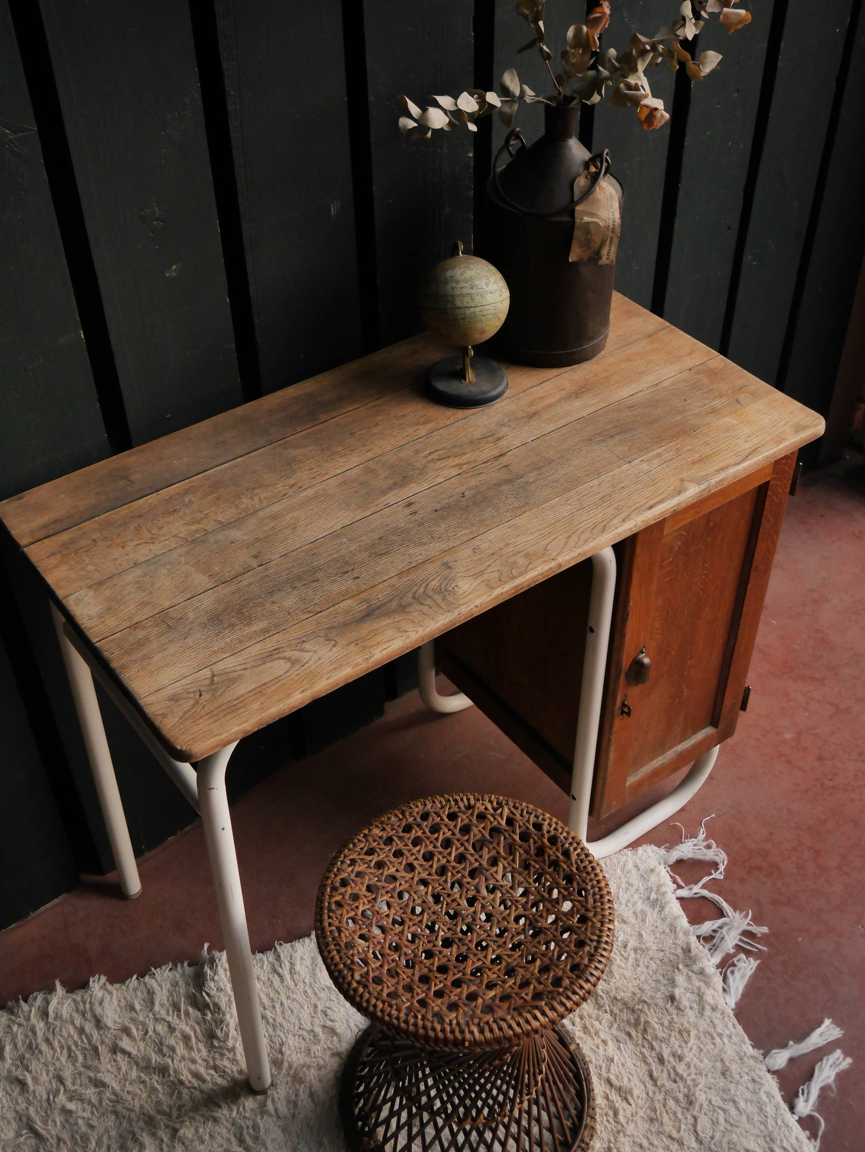 School desk