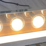 Plexiglas light bar